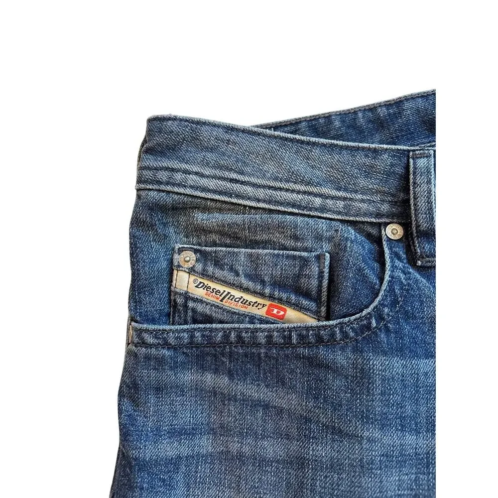 Diesel Buster Jeans Mens 38x32 Blue Slim Tapered Button Fly 100% Cotton USA Made